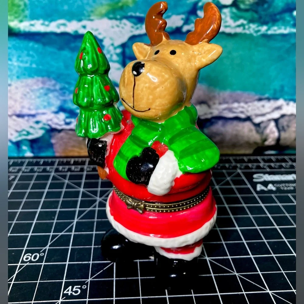 LARGE Vintage Santa Reindeer Limoges Style Hinged Trinket Box